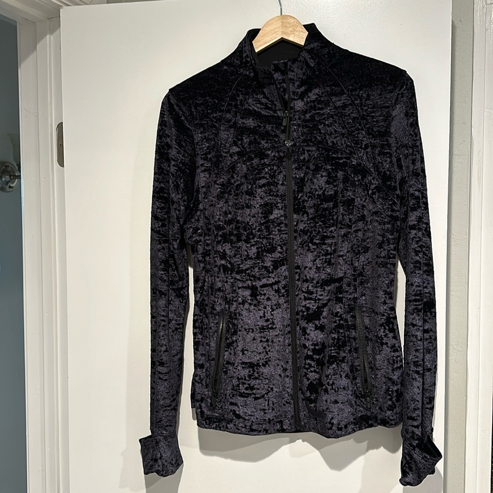 Define Lululemon jacket